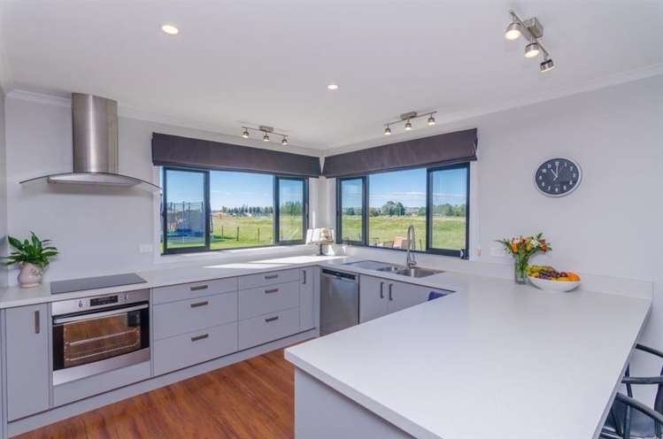 51 Solway Crescent Solway_3