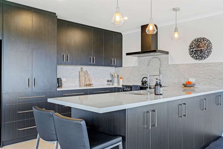 201 Davis Road Cust_5