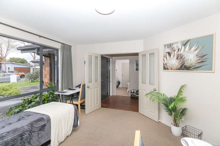 12 Wiltshire Drive Huntington_6