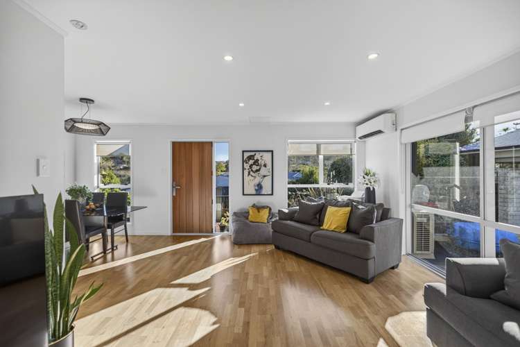 21 Heaphy Street Westown_21