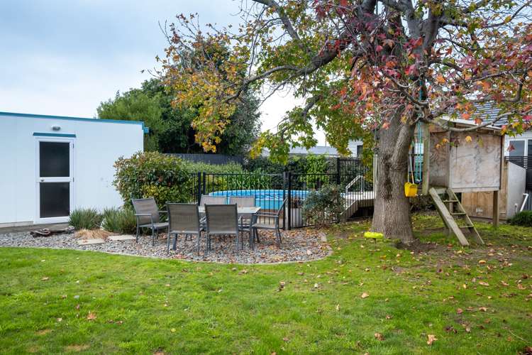 8 Menin Road Onekawa_11