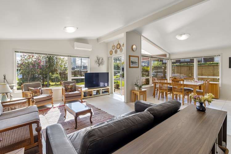 1/24 Byron Avenue Takapuna_5