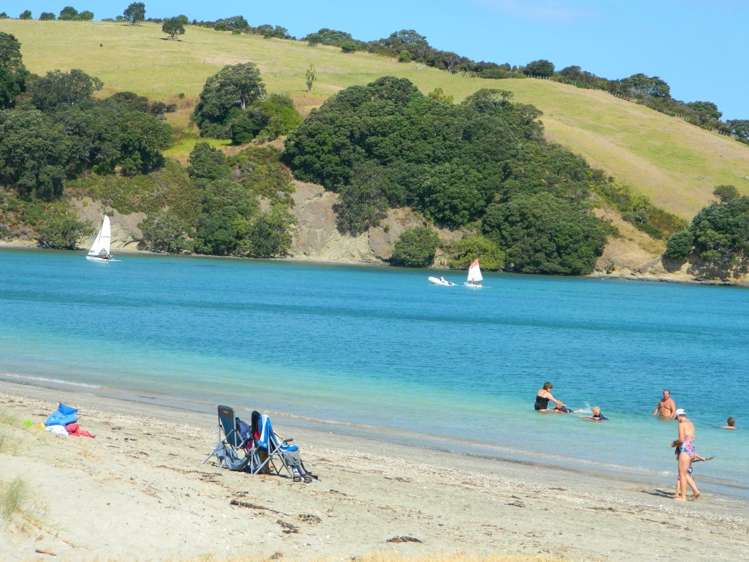 8 Maylee Crescent Gulf Harbour_12