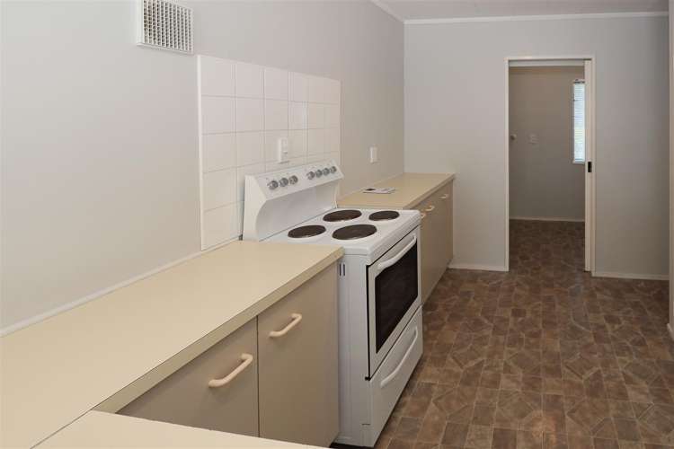 1 Mansfield Road Owhata_13