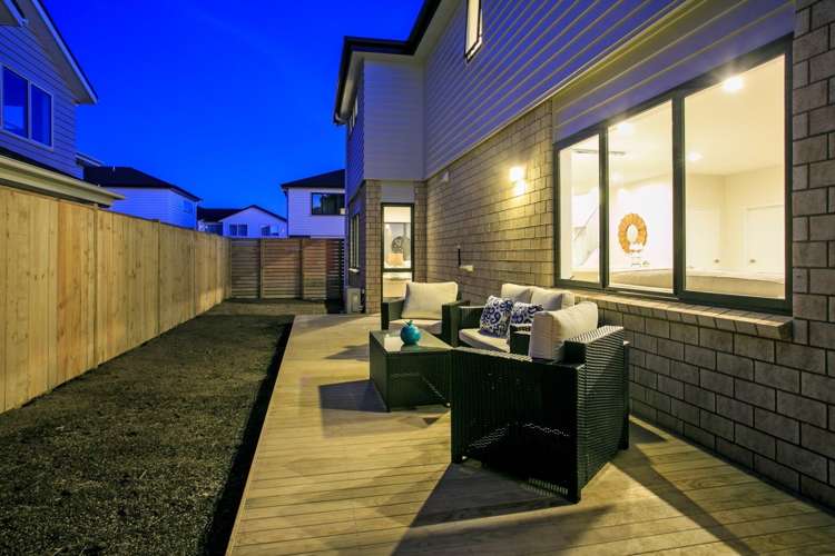 47 Bordeaux Parade Te Atatu South_18