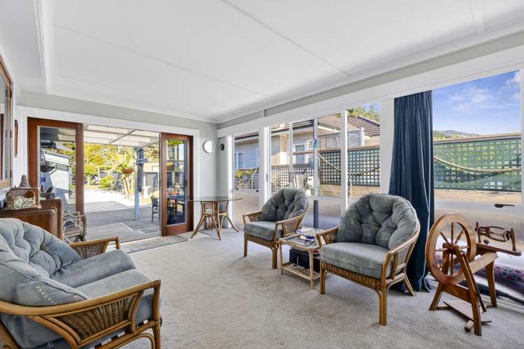 417 Thames Coast  Road SH25 Te Puru_18
