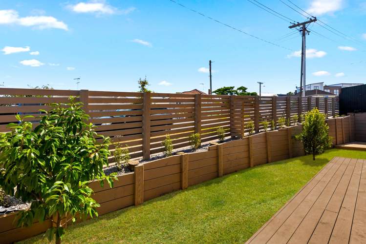 Lot1-5/135 Leybourne Circle Glen Innes_18