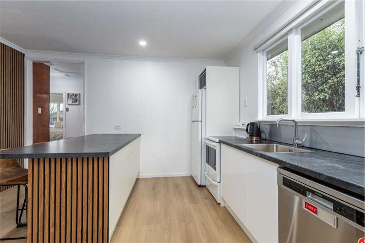 10 Grants Road Marchwiel_14