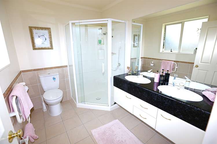 53 Newbliss Crescent East Tamaki Heights_5