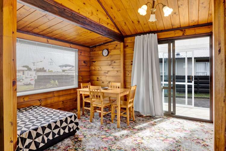 8 Ponderosa Place Opunake_8