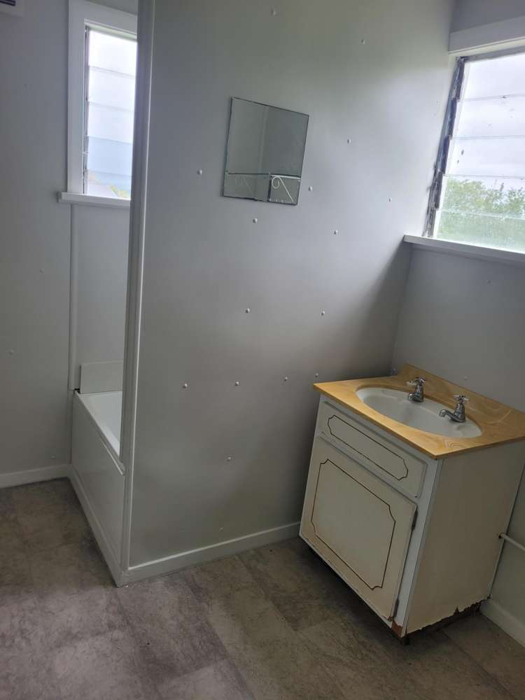 47 Needles Street Kaitangata_13