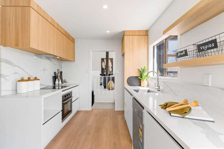 49 Duncansby Road Stanmore Bay_6