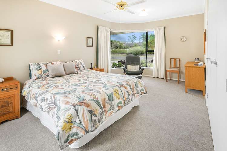 24 Bernard Street Chedworth_9