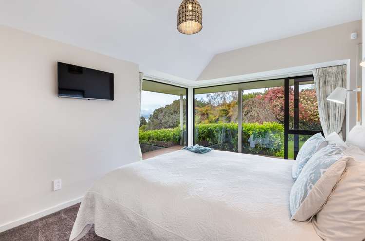 60 Te Moenga Park Acacia Bay_24