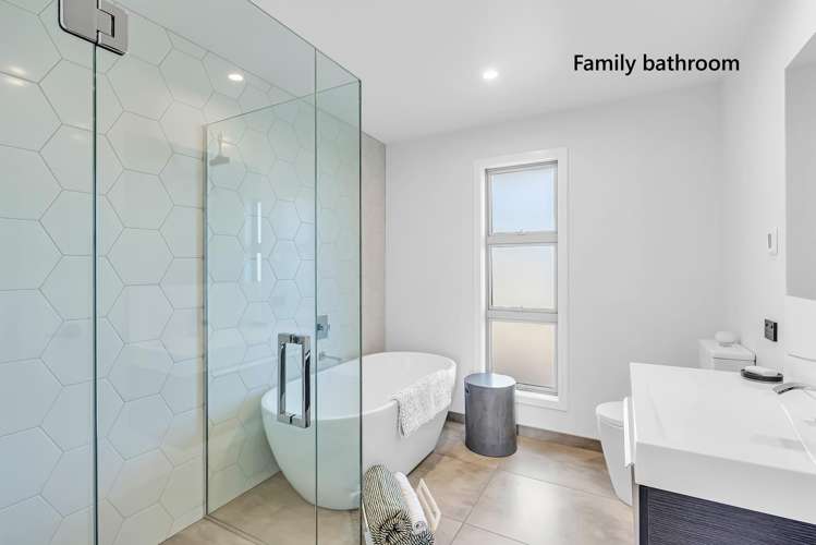 1037 State Highway 1 Te Horo_16