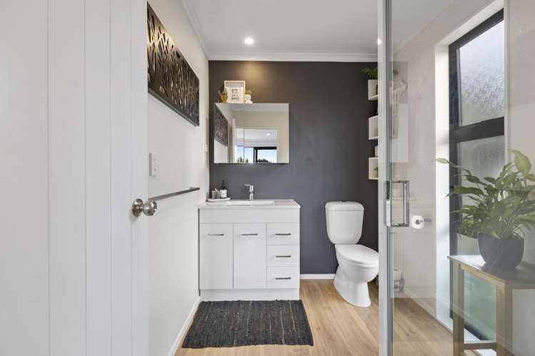 338 Valley Road Feilding_11