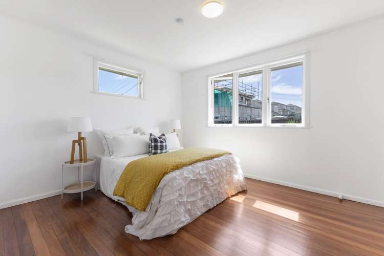 7 Chaucer Place Blockhouse Bay_13