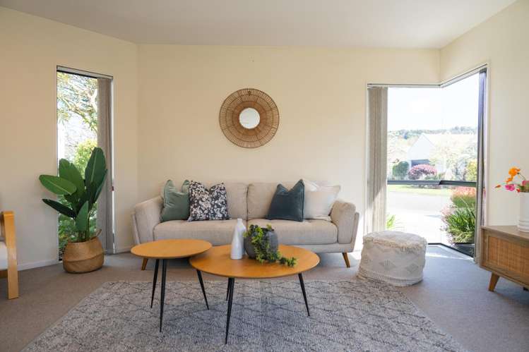 4 Regent Way Taradale_10