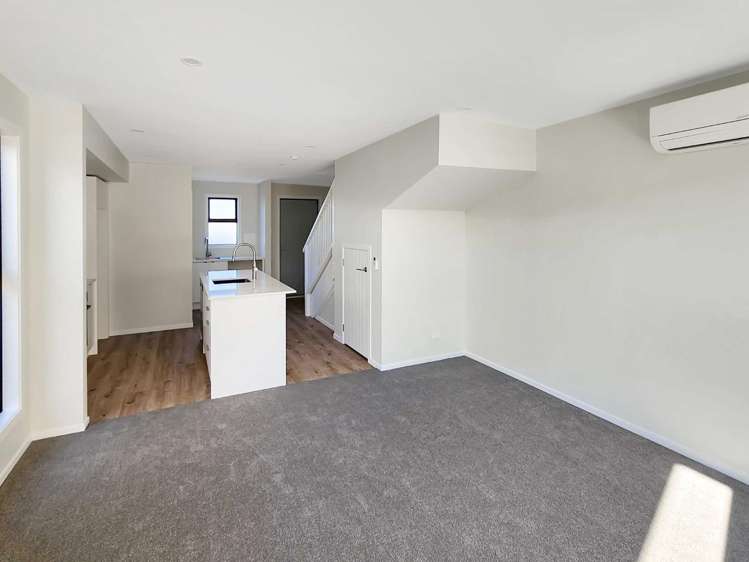 7/31 Wainuiomata Road 10629_5