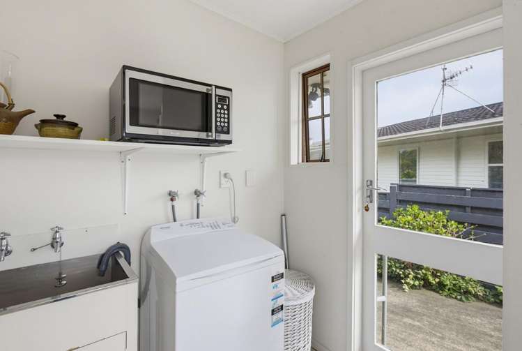 15a Te Maku Grove Waikanae_21