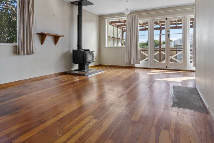 270 Seaview Road Stoke_7