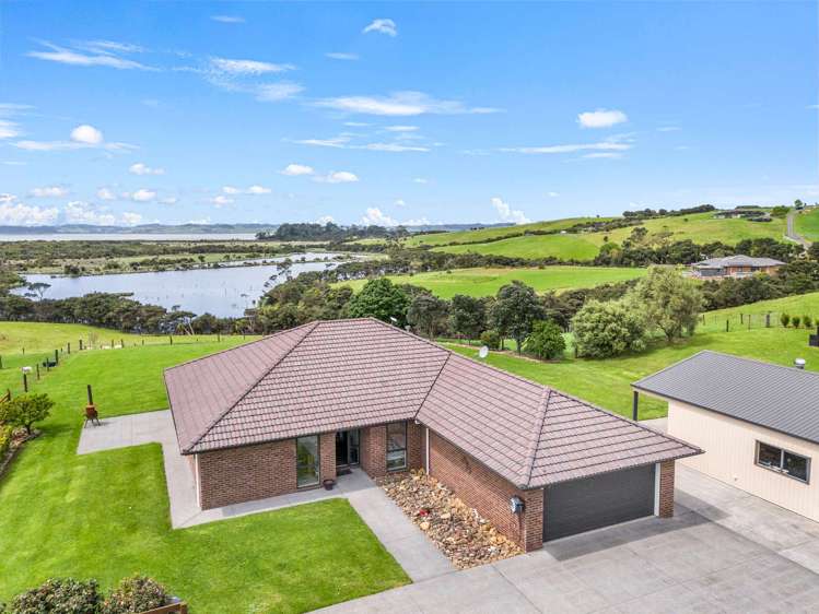 38D Kaipara Lake Road Helensville_9