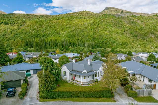 6 Innes Place Arrowtown_2