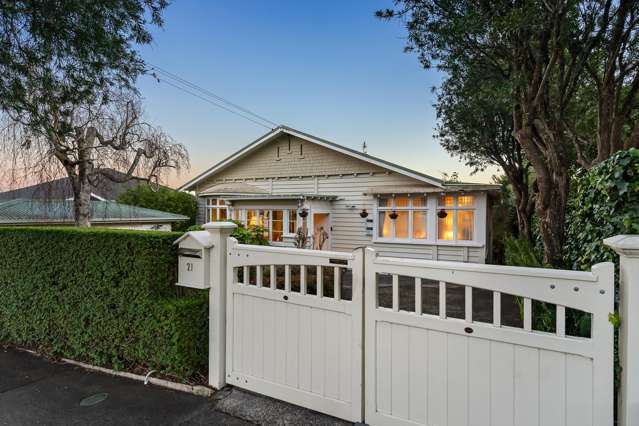 Full DGZ Site - Central Remuera Bungalow