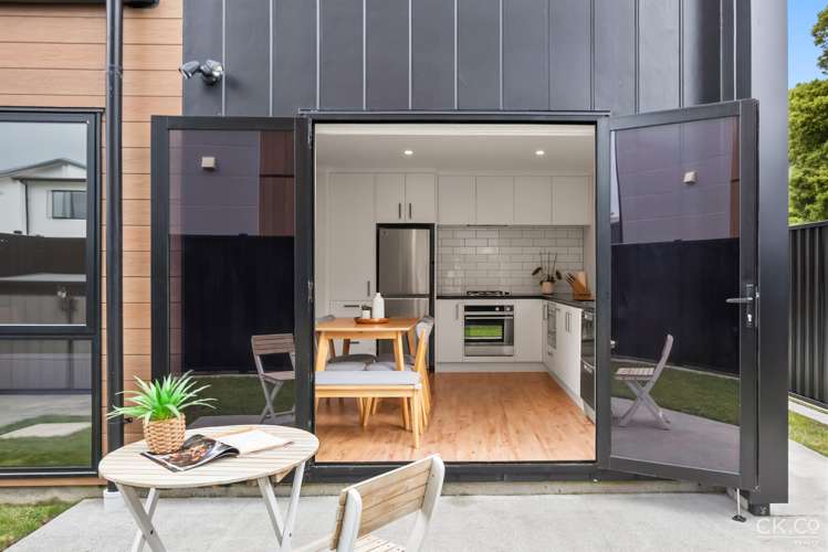 8 Aston Crescent Wallaceville_12