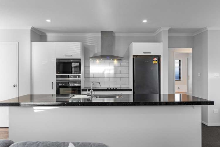 21 Kanapa Close_2