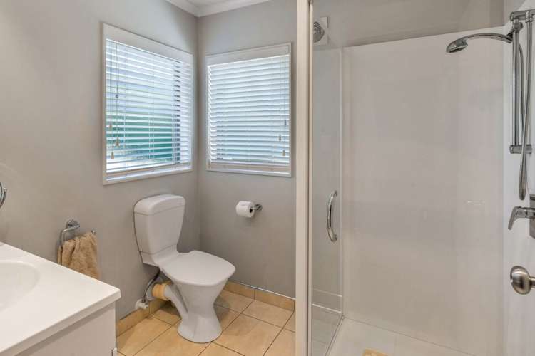 11 Aldon Lane The Gardens_12