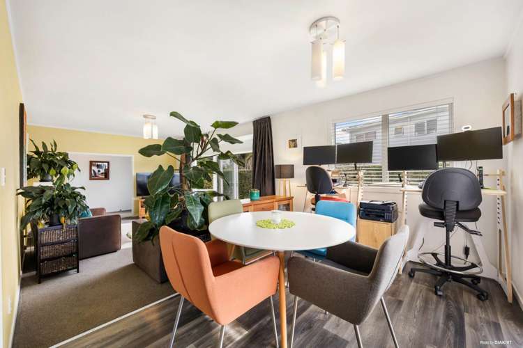 3 Realm Place Massey_20