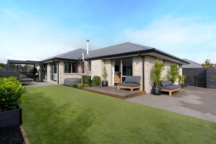 7 Polar Lane Lincoln_1