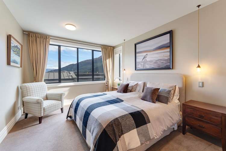 10b Belfast Terrace Queenstown_16