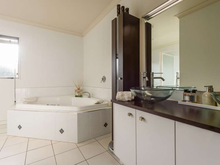 6 Rae Lane Paraparaumu Beach_17