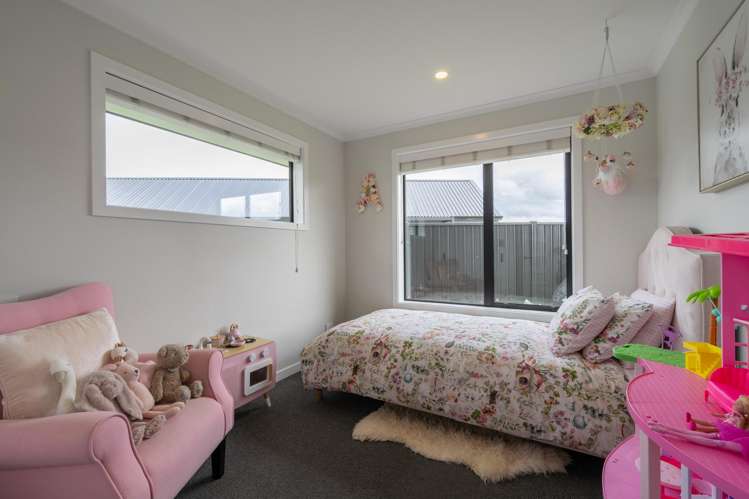 54 Burnby Drive Te Anau_16