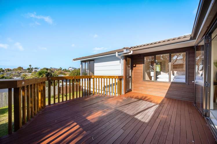 16 Halldene Terrace Red Beach_6