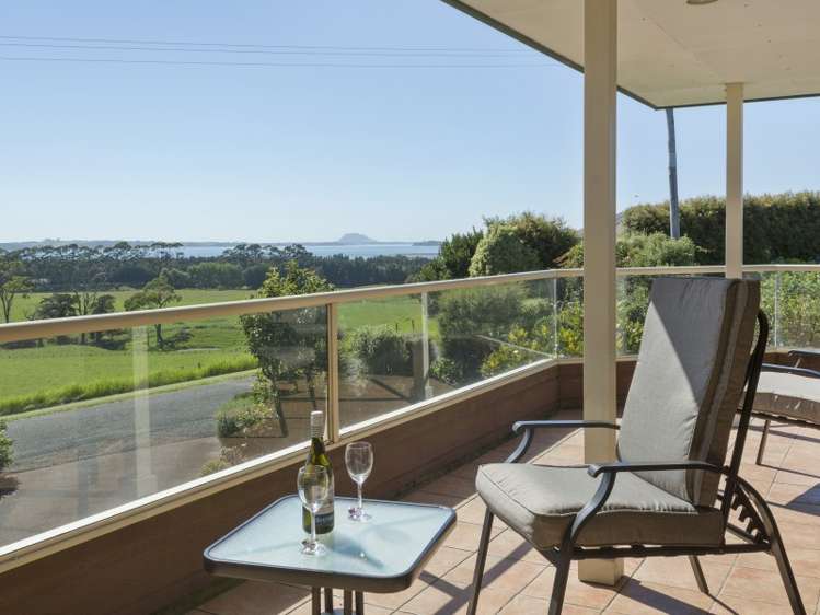 147 Morton Road Aongatete_8