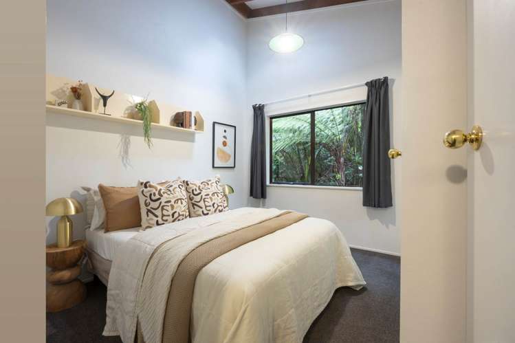 7 Ngaio Road Titirangi_14