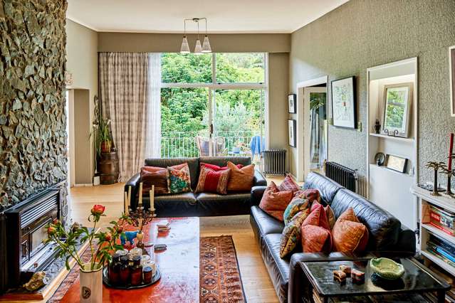 15 Waitohu Road York Bay_4