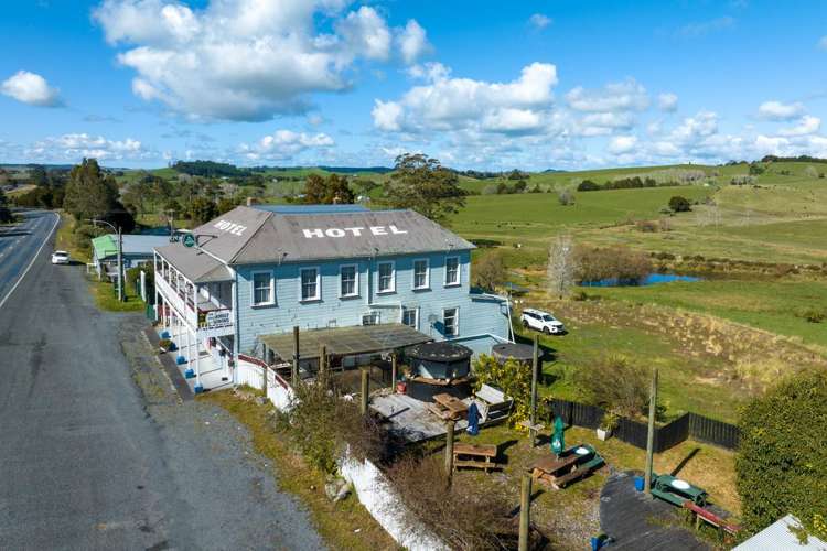 3827 State Highway 1 Towai_28