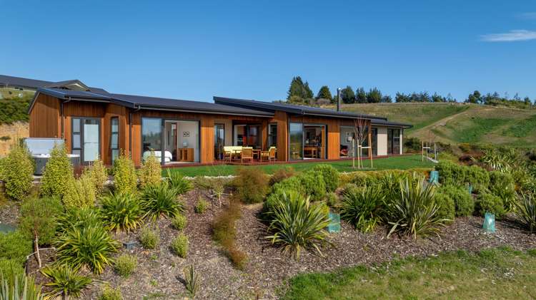 61 Mahana Ridge Mahana_23