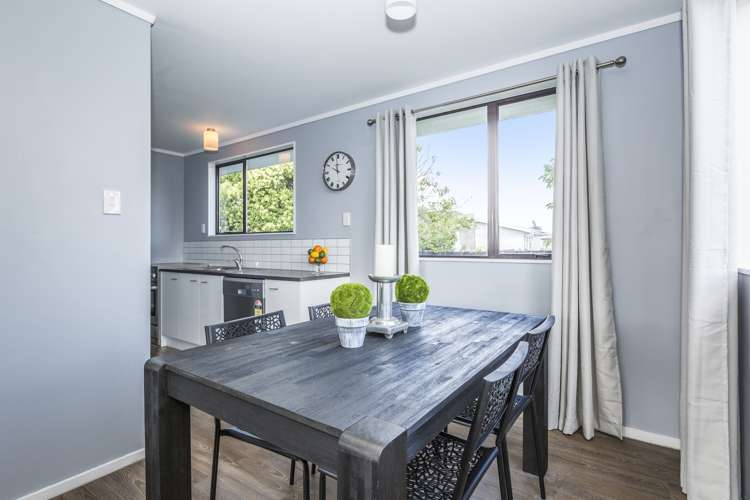 2/37 President Avenue Papakura_7