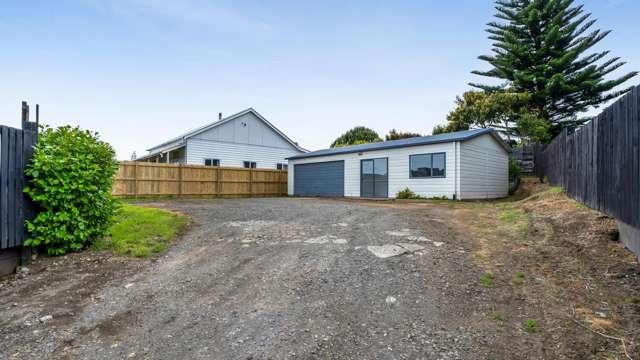 111 Ngamotu Road Spotswood_1