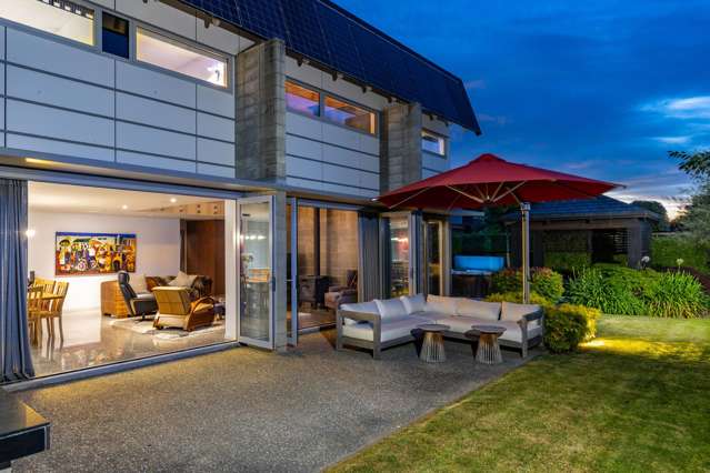 Ultimate contemporary design in Springlands