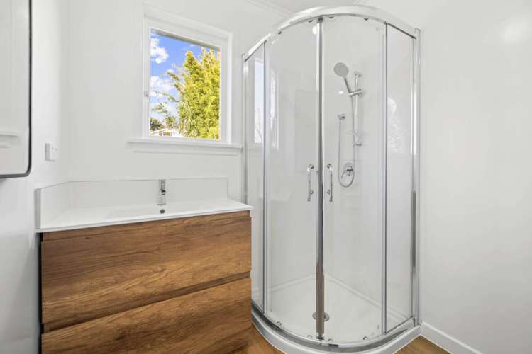 350 West Coast Road Glen Eden_13