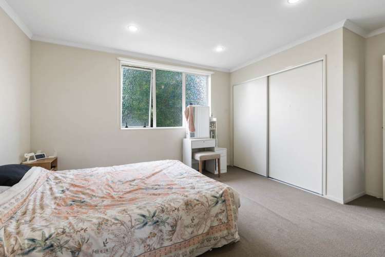 2 Bruce Pulman Drive Takanini_12