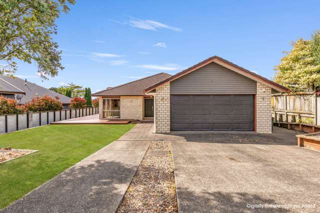 Delightful Family Home, Views & Location.