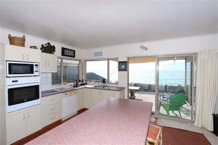 23 Clifton Road Haumoana_4