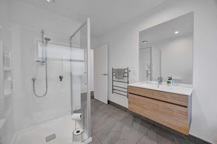 52 Links Drive Waiwhakaiho_27